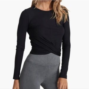 Vuori Long Sleeve Cove Twist Tee Medium